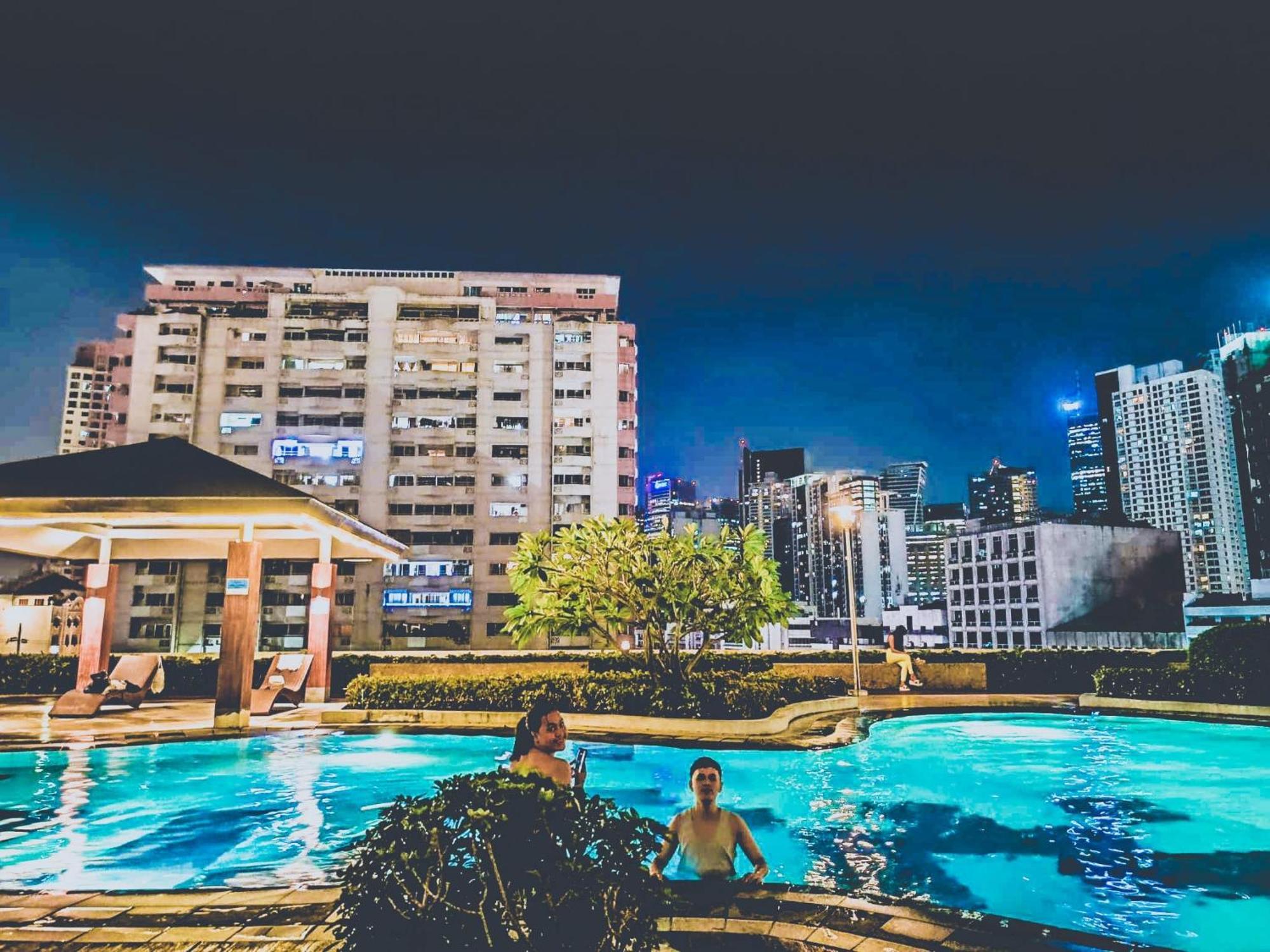 Beacon Makati Condo Free Pool Access Free Wifi 100Mbps & Free Netflix Manila Ngoại thất bức ảnh